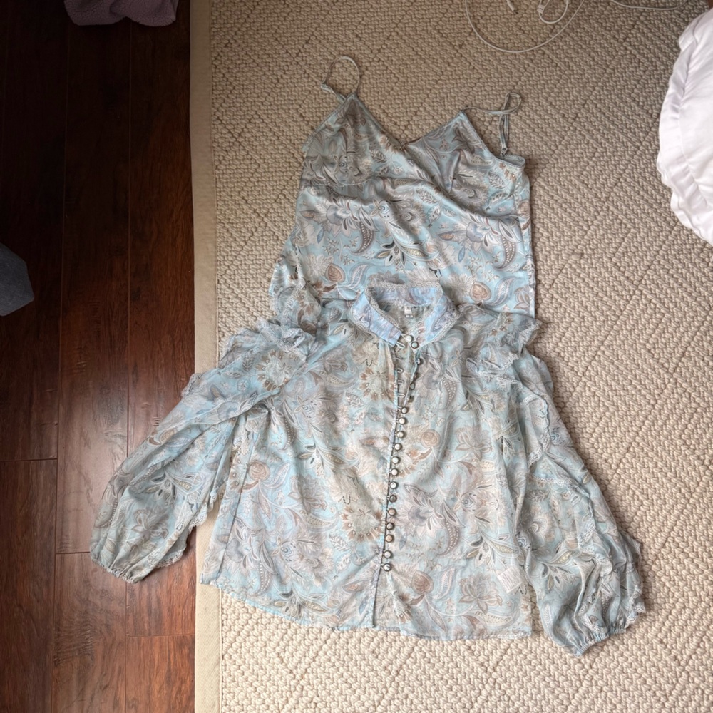 Light Blue Paisley Button-Front Women’s Blouse